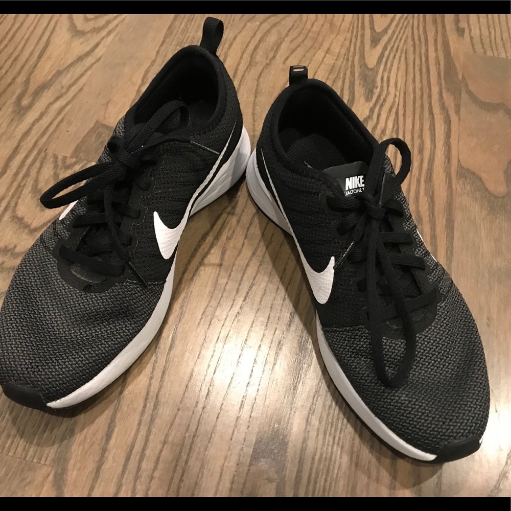 Nike dualtone racer